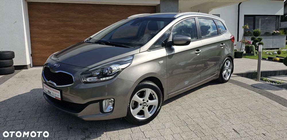 Kia Carens 1.6 GDI L 7os EU6 - 27