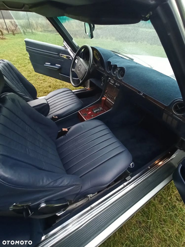 Mercedes-Benz SL - 24