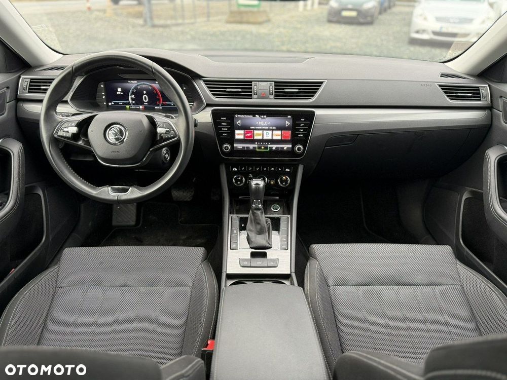 Skoda Superb 2.0 TDI SCR Style DSG - 11