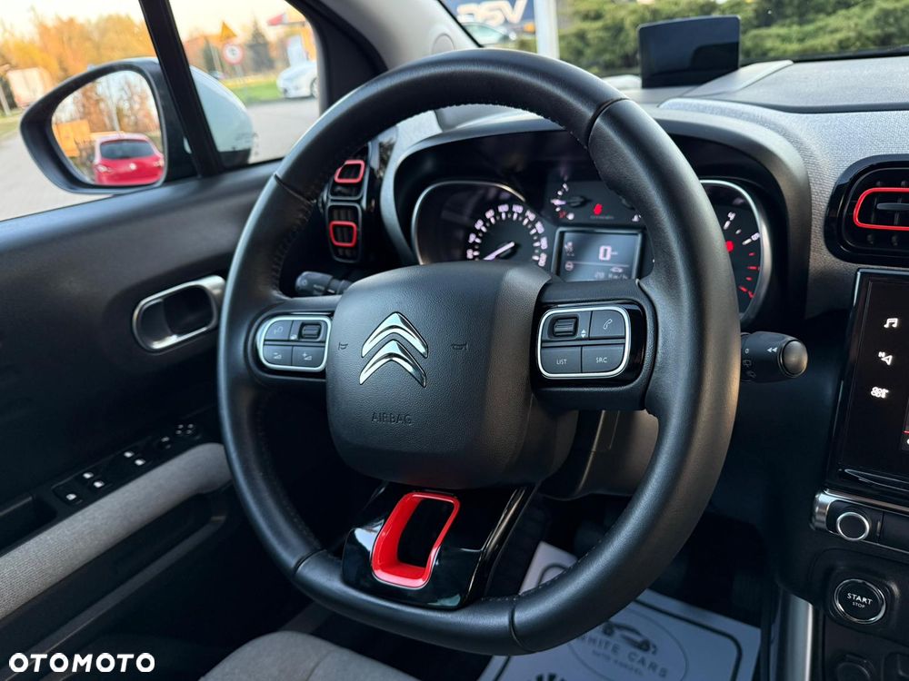Citroën C3 Aircross PureTech 82 Shine - 3