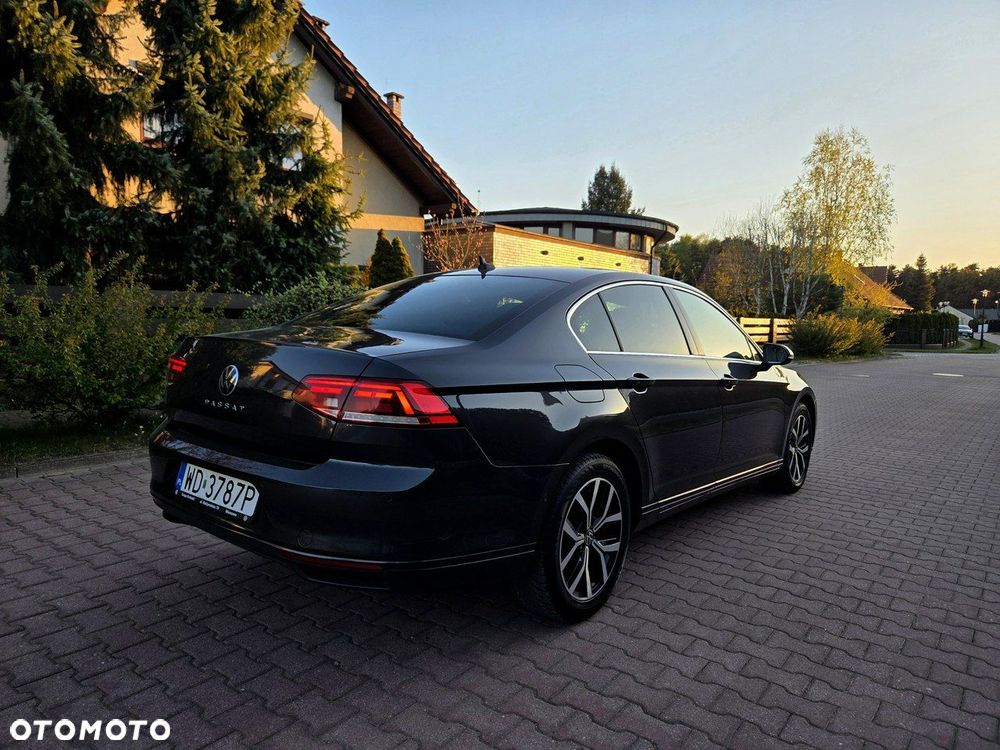 Volkswagen Passat 2.0 TDI SCR Highline DSG - 3