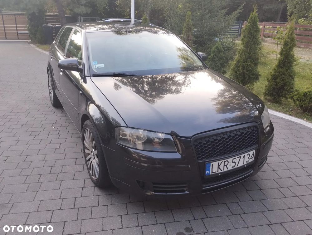 Audi A3 Sportback - 1