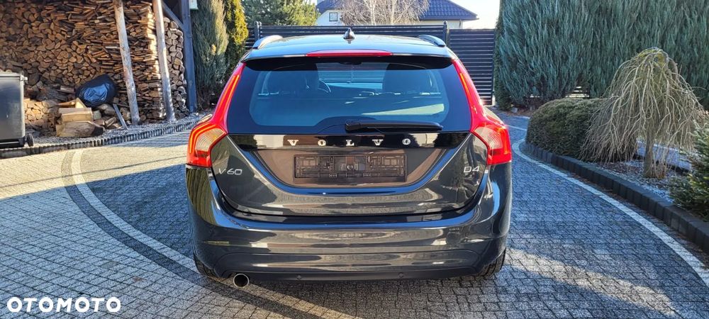 Volvo V60 - 10