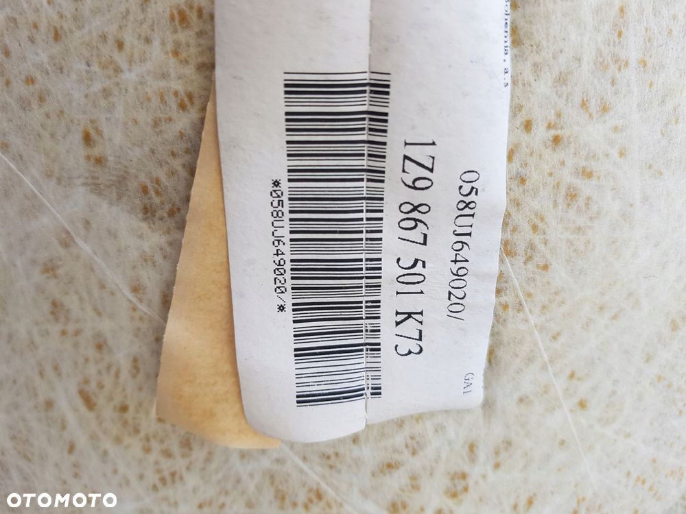 SKODA OCTAVIA 2 II KOMBI RS VRS PODSUFITKA OSŁONY LAMPKI - 4