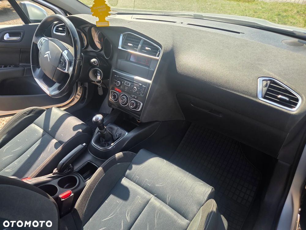 Citroën C4 1.6 HDi Feel - 9