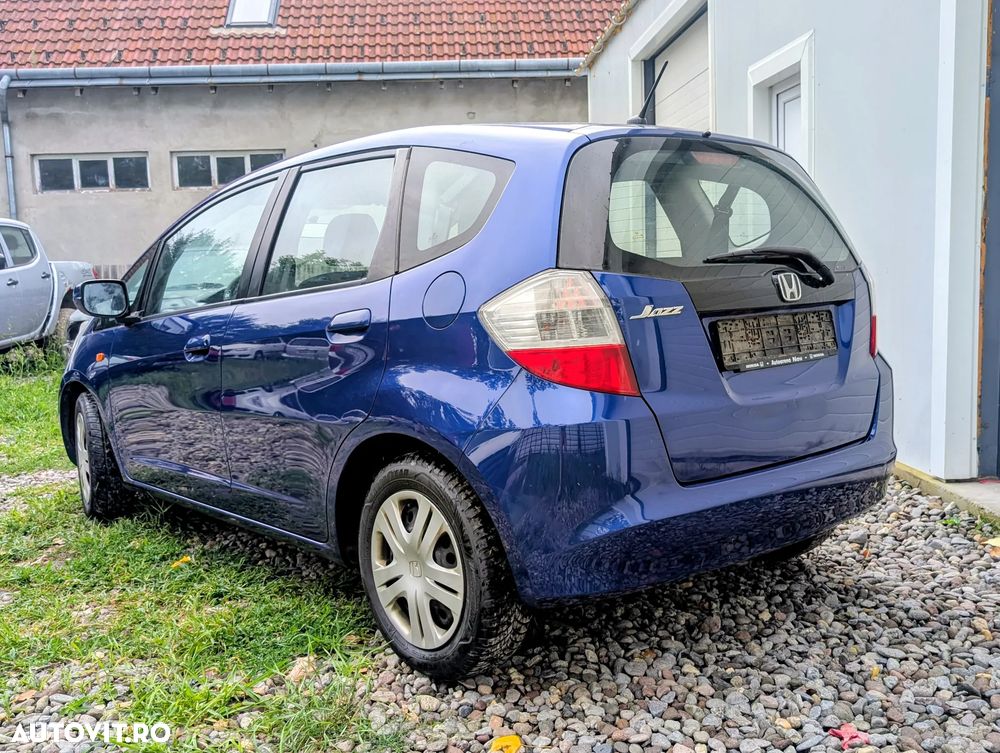 Honda Jazz 1.2 SOHC i-VTEC MT Trend - 4