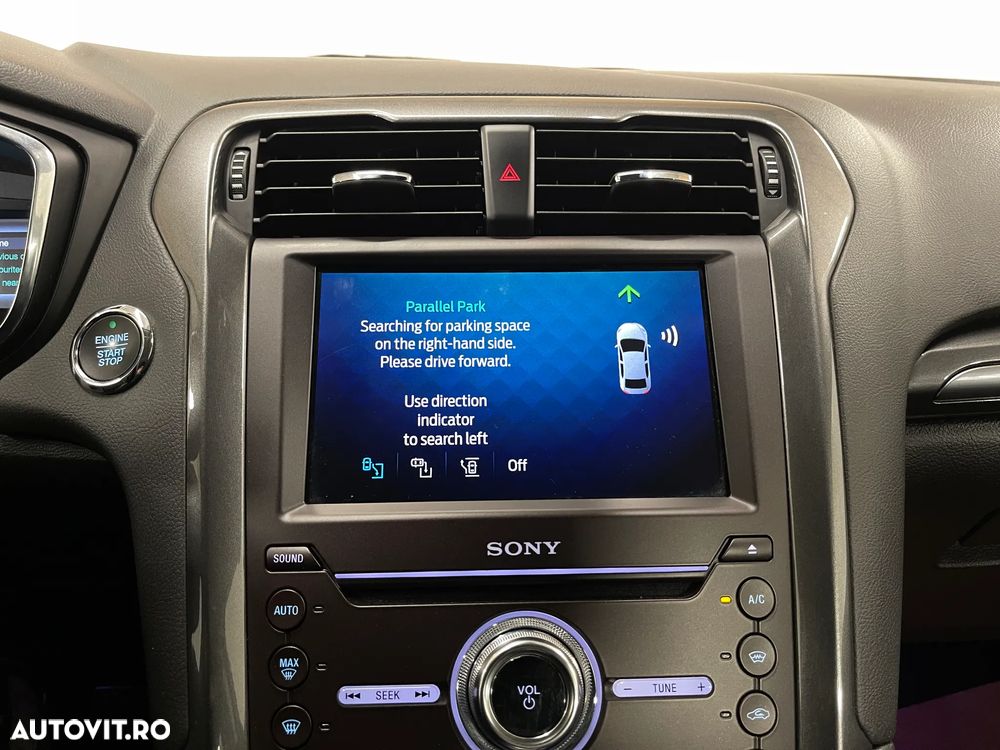 Ford Mondeo 2.0 HEV Titanium - 14