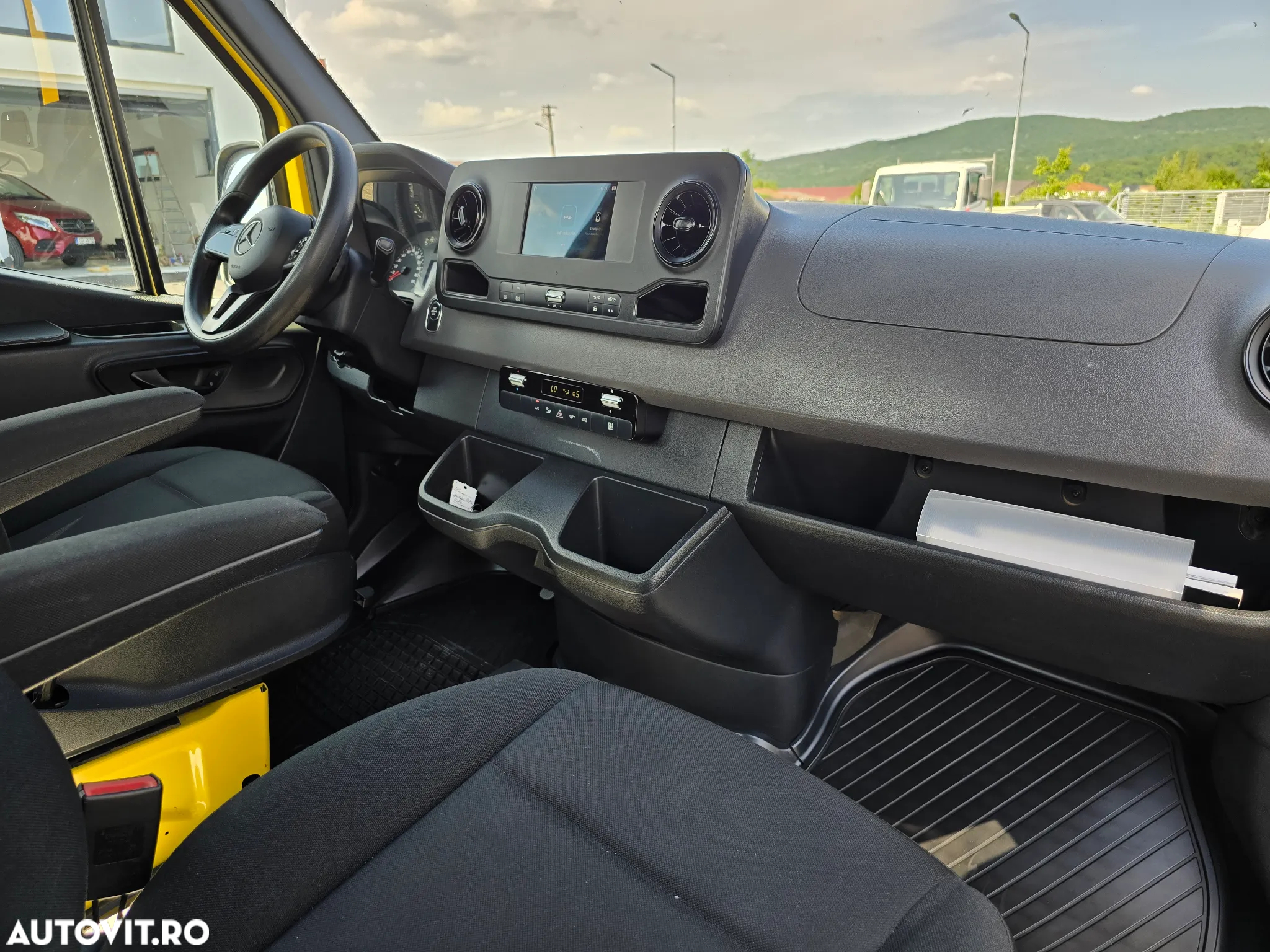 Mercedes-Benz Sprinter 314 doka 6 loc. bena 2.7 m. 2020. - 25