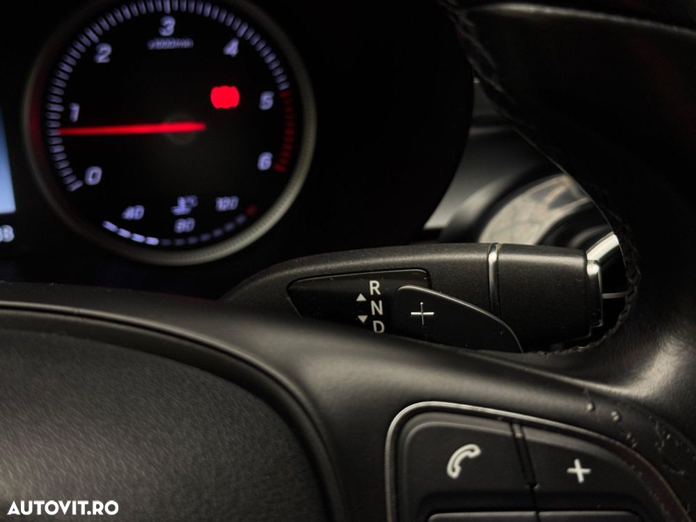 Mercedes-Benz C - 24