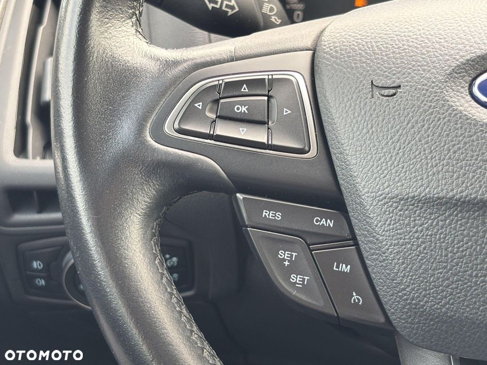 Ford Focus - 20