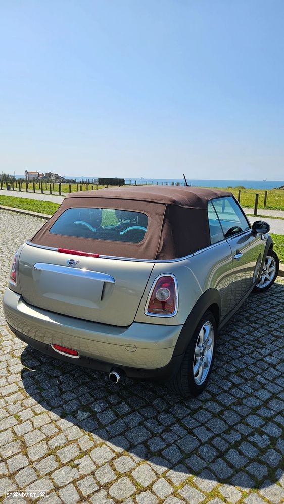 MINI Cabrio Cooper - 12
