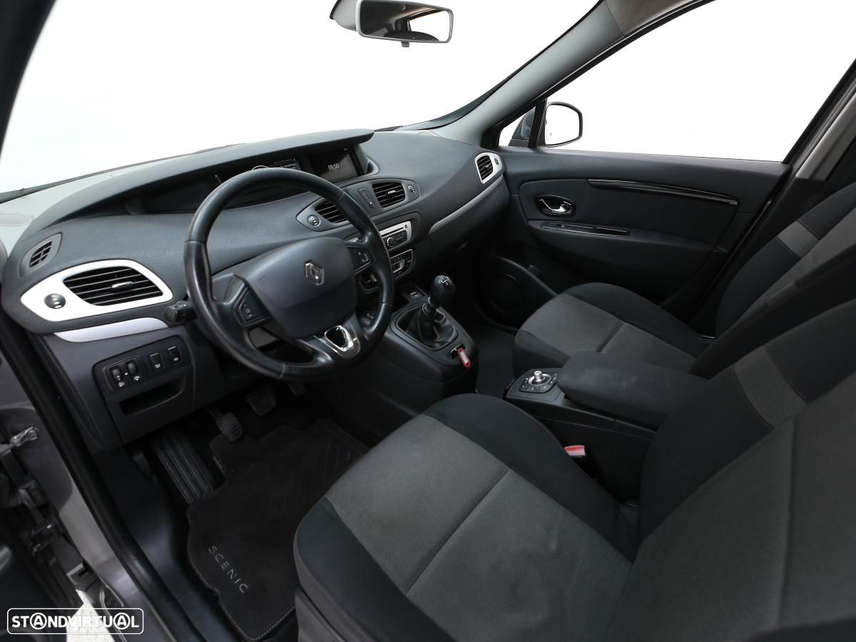 Renault Mégane Scénic - 6