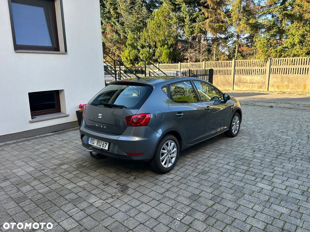 Seat Ibiza 2015 photo 3