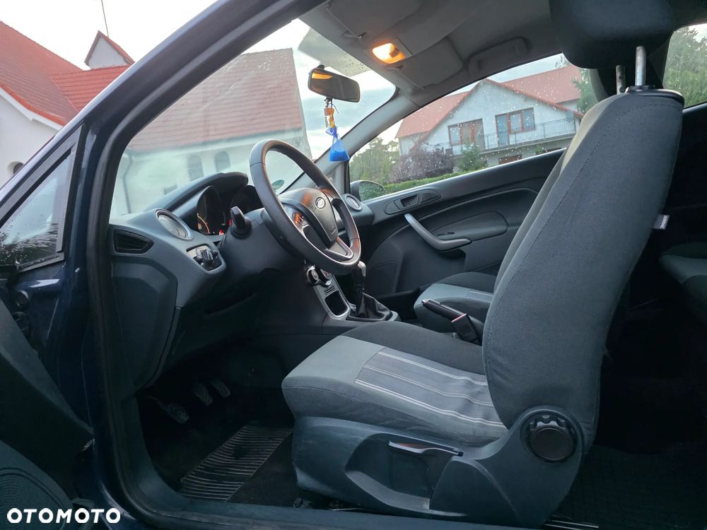 Ford Fiesta - 4