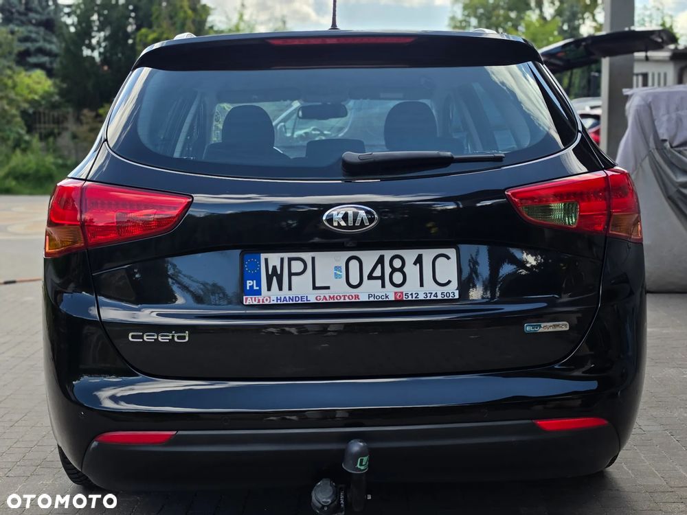 Kia Ceed - 12