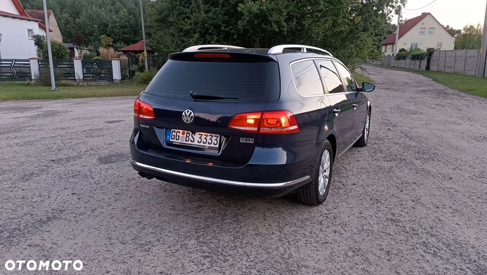 Volkswagen Passat 2.0 TDI Comfortline - 7