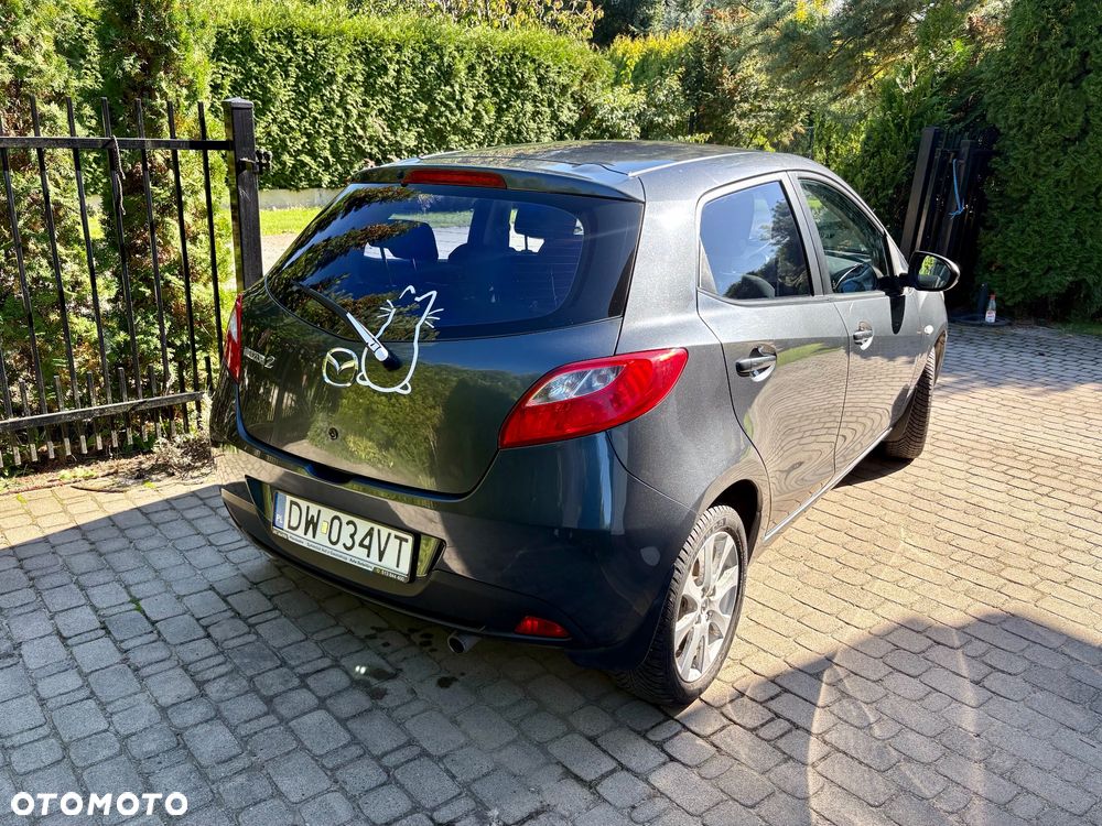 Mazda 2 2008 photo 4