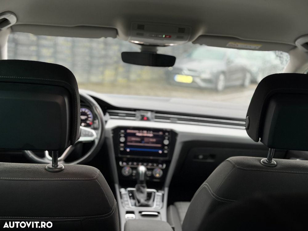 Volkswagen Passat ver-2-0-tdi-scr-dsg-comfortline - 3