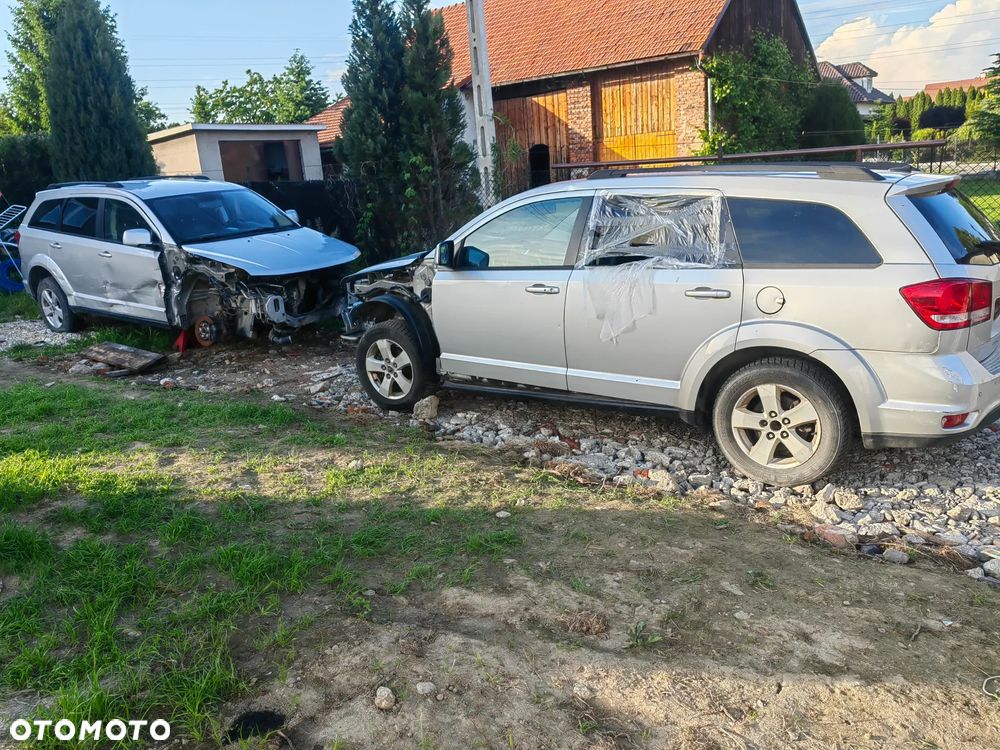 Fiat freemont zderzak tył drzwi felgi manual części - 4