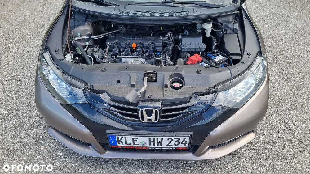 Honda Civic 1.8 i-VTEC Sport - 10