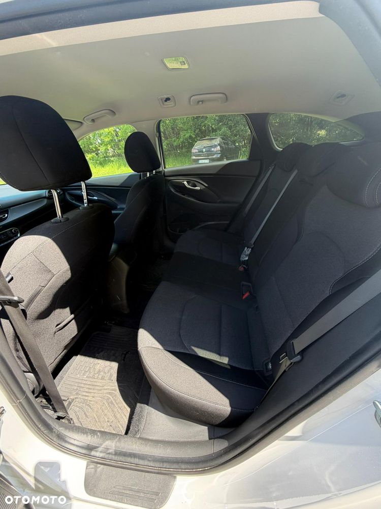 Hyundai i30 1.5 DPI Smart - 12