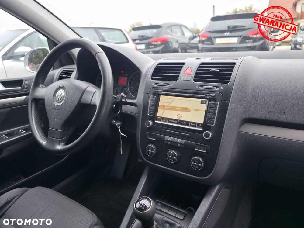 Volkswagen Golf - 21