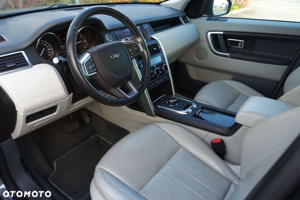 Land Rover Range Rover Sport - 11