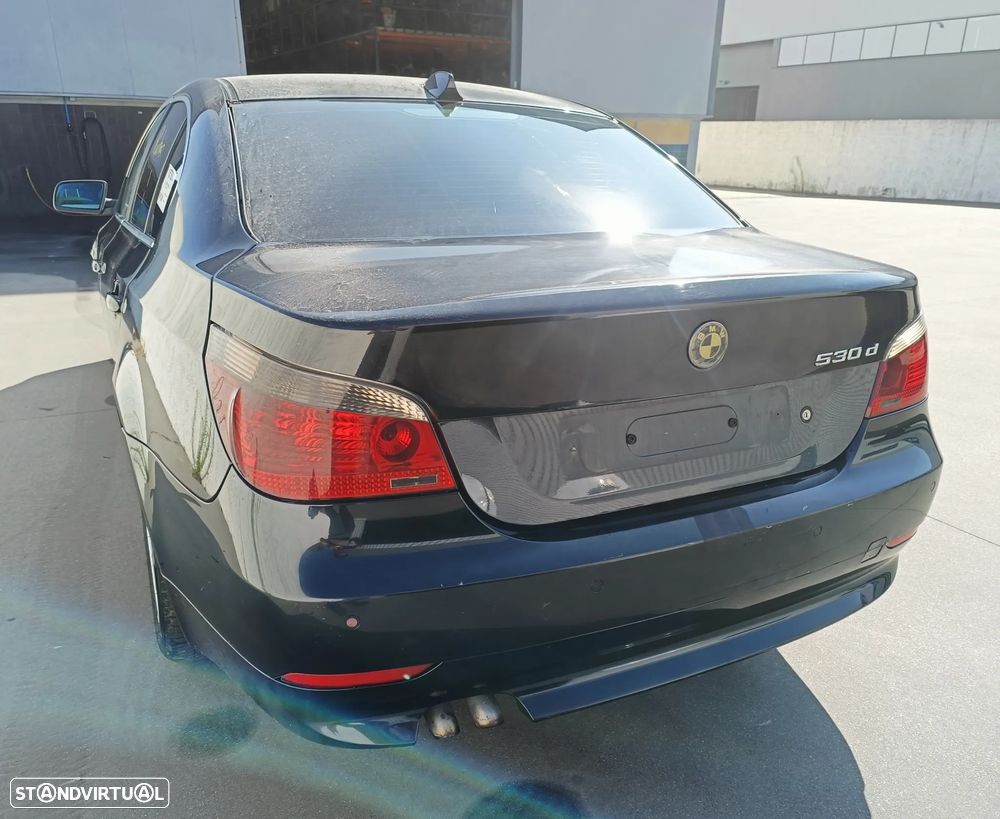 BMW E60 530D de 2004, para peças. - 3