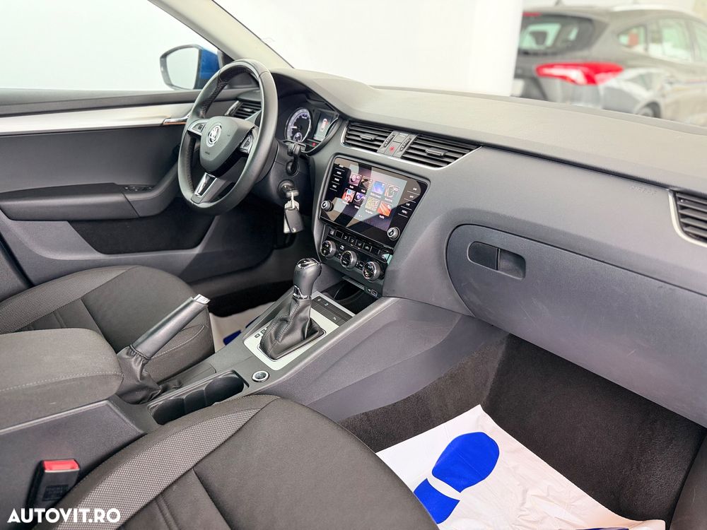 Skoda Octavia 1.6 TDI DSG Ambition - 17