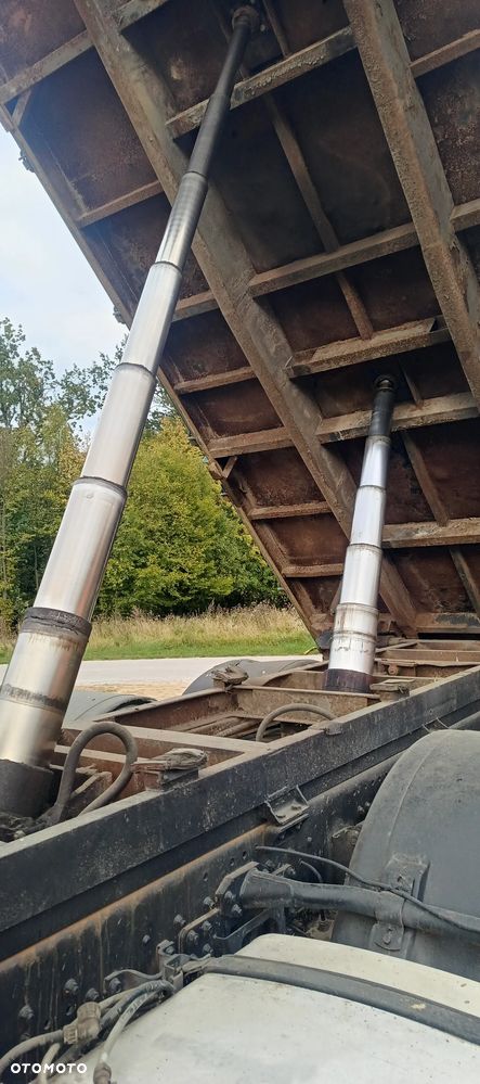 MAN 26.403 wywrotka 6x2 - 9