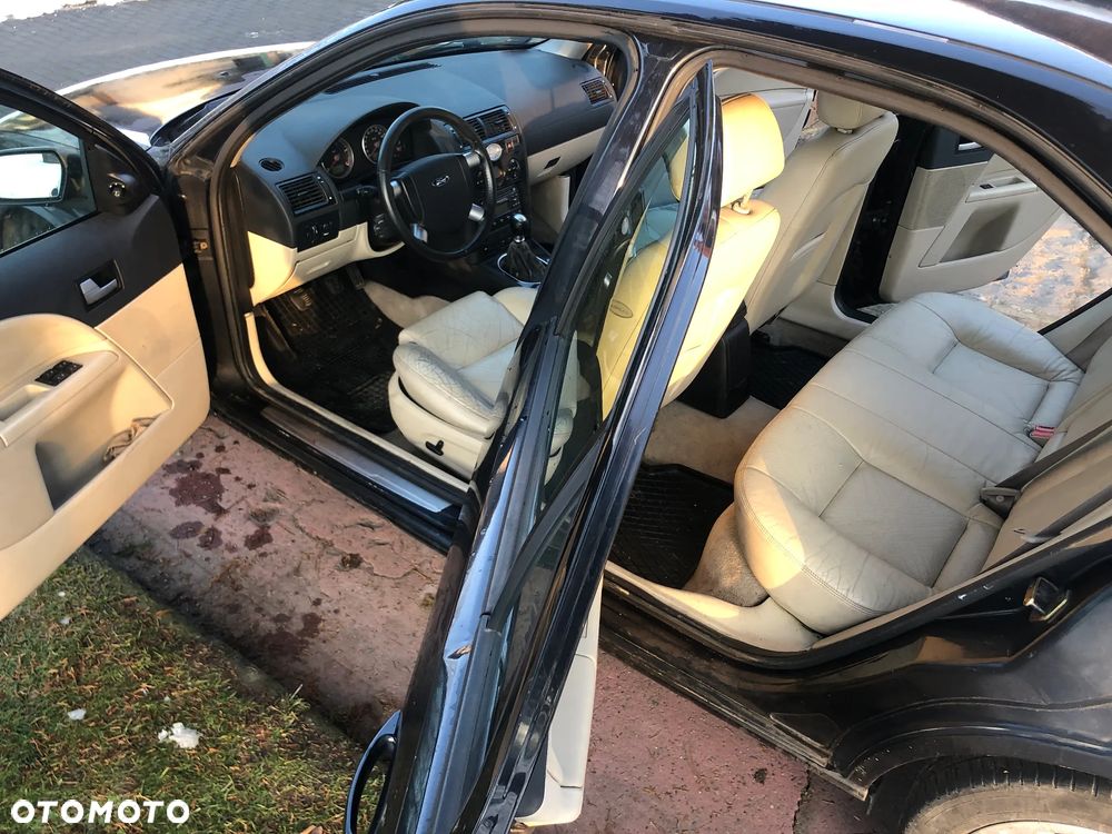 Ford Mondeo 2.0 TDDi Ghia - 11