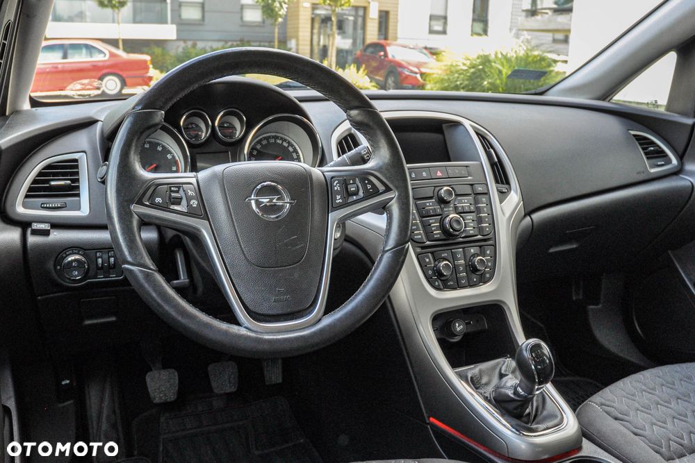 Opel Astra - 9