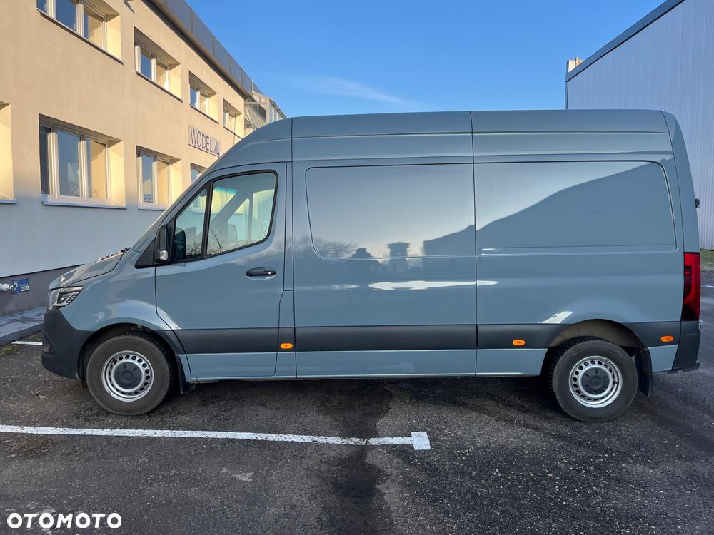 Mercedes-Benz Sprinter - 6