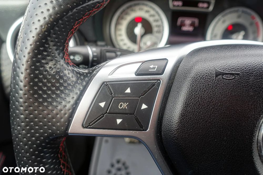 Mercedes-Benz Klasa A 200 CDI AMG Line - 27