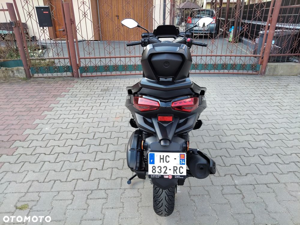 Yamaha X-max - 6