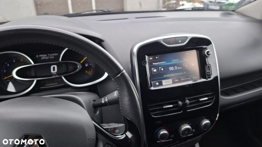 Renault Clio 1.5 dCi Alize - 8