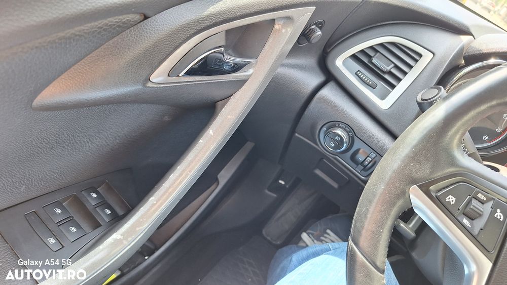 Opel Astra 1.4 Turbo Sport - 10