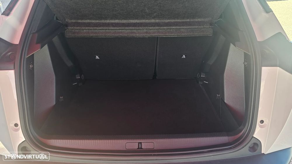 Peugeot 2008 Hybrid 145 e-DSC Allure - 37