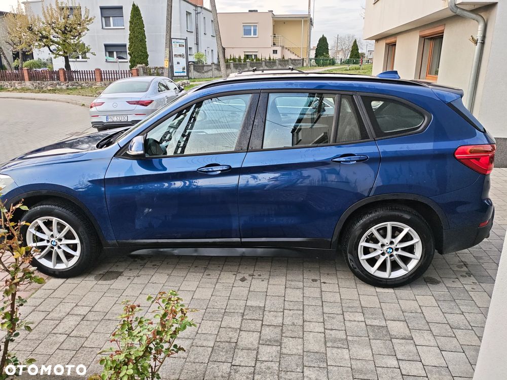 BMW X1 sDrive16d - 14