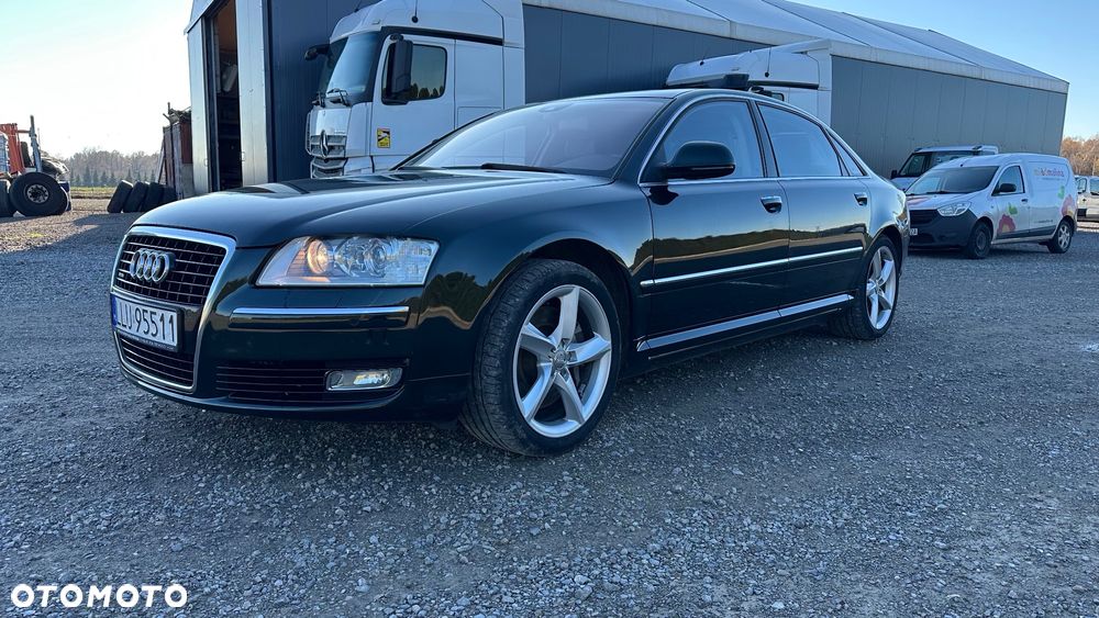 Audi A8 - 1