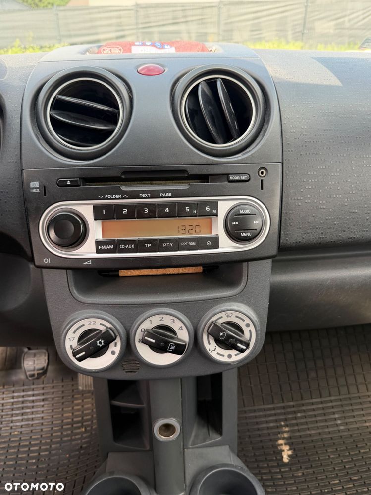 Mitsubishi Colt - 4
