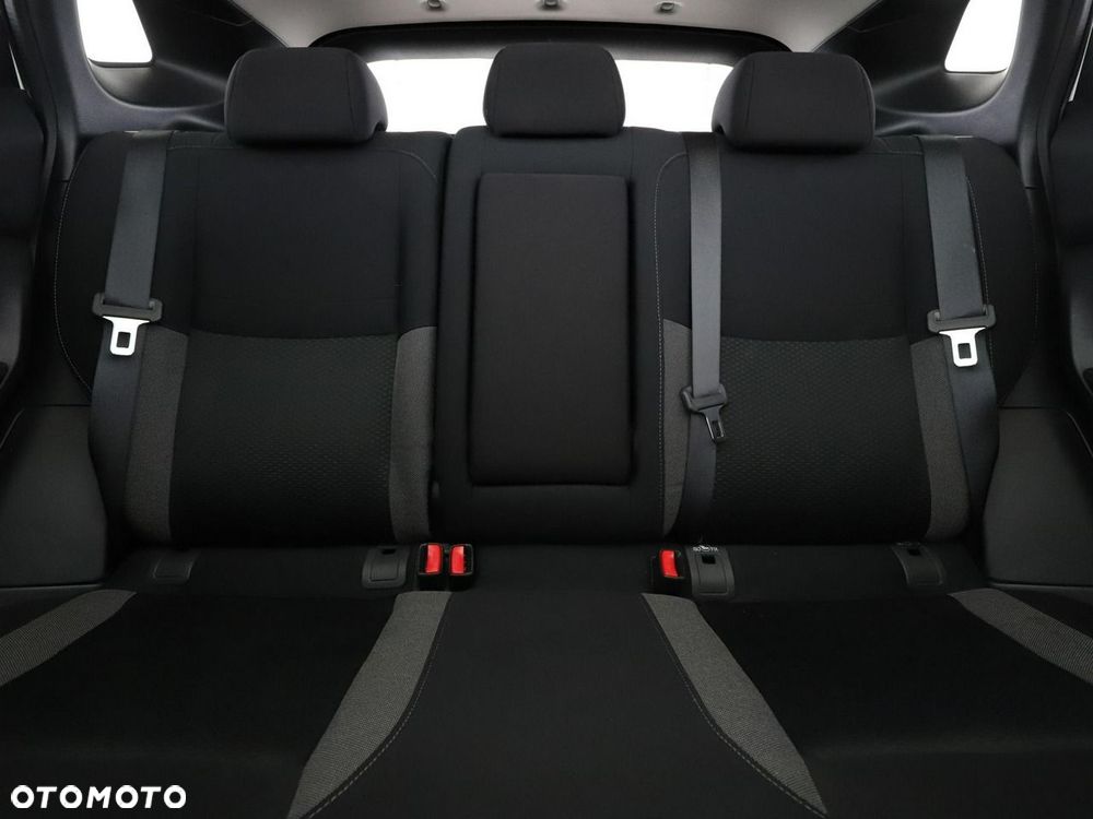 Nissan Qashqai 1.3 DIG-T N-Connecta EU6d - 19