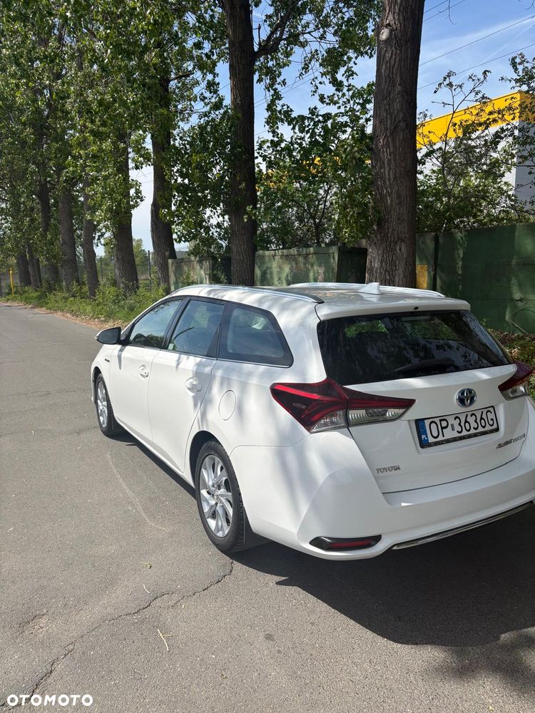 Toyota Auris Hybrid 135 Comfort - 5