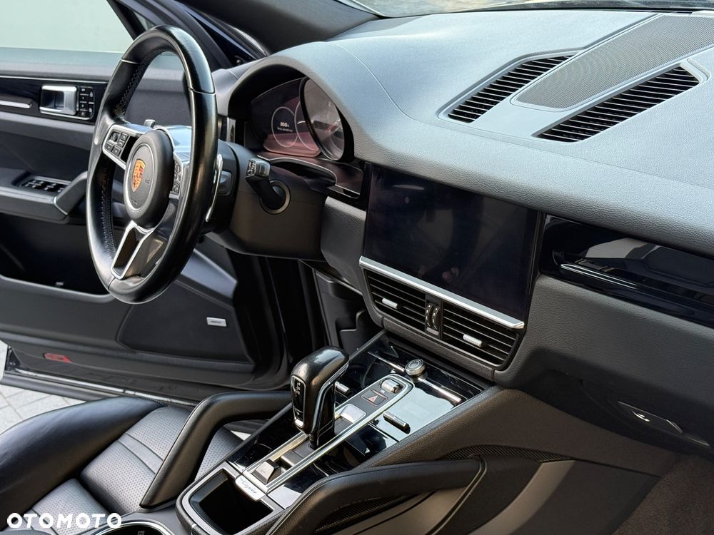 Porsche Cayenne Platinum Edition - 24