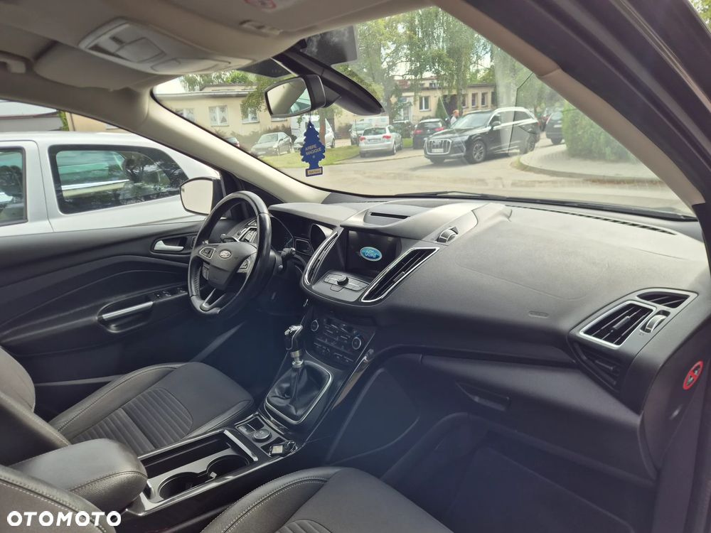 Ford Kuga 1.5 TDCi FWD Titanium - 9