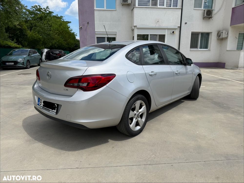 Opel Astra - 5