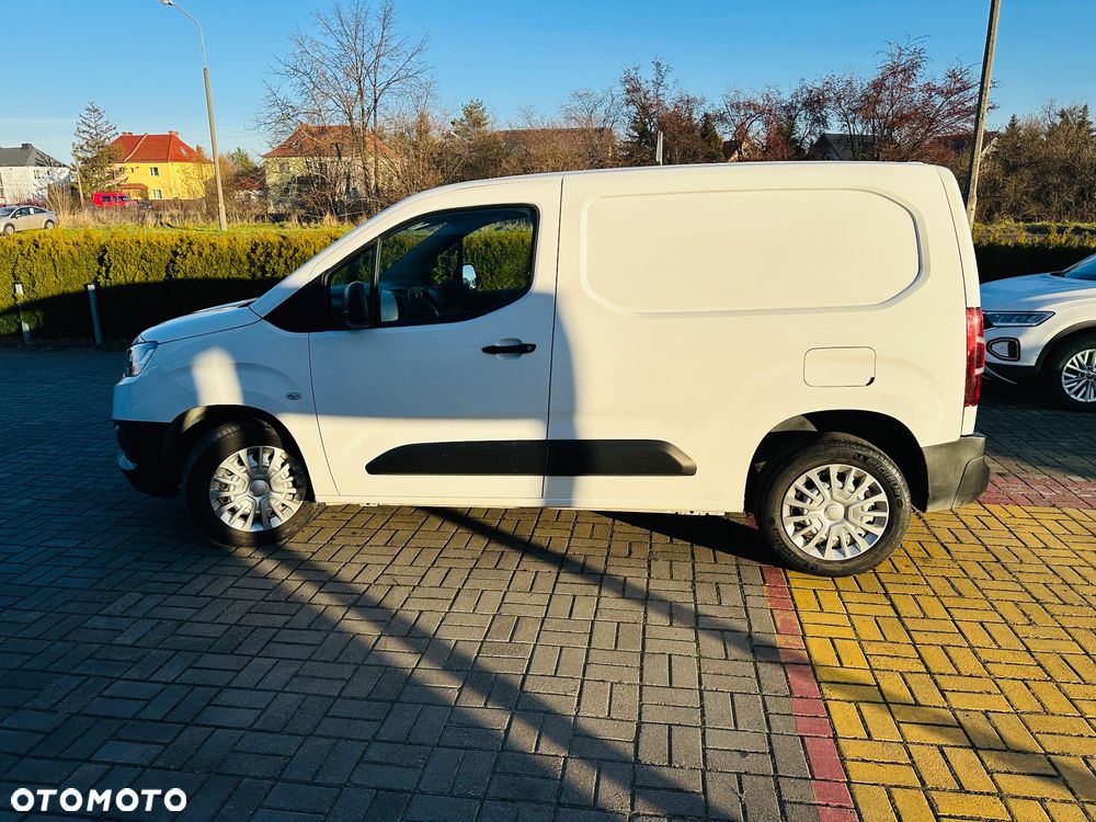 Toyota Proace City 1.5 D-4D  2,3t Active - 7