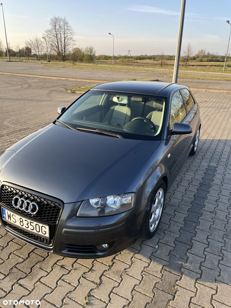 Audi A3 3-drzwiowe 1.6 Attraction - 3