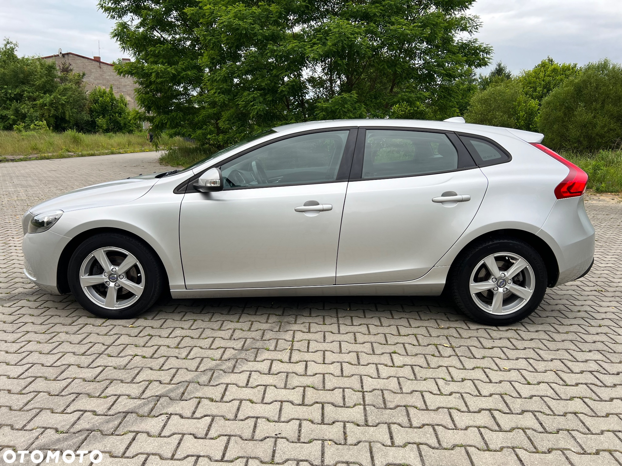 Volvo V40 D2 Drive-E Base - 9