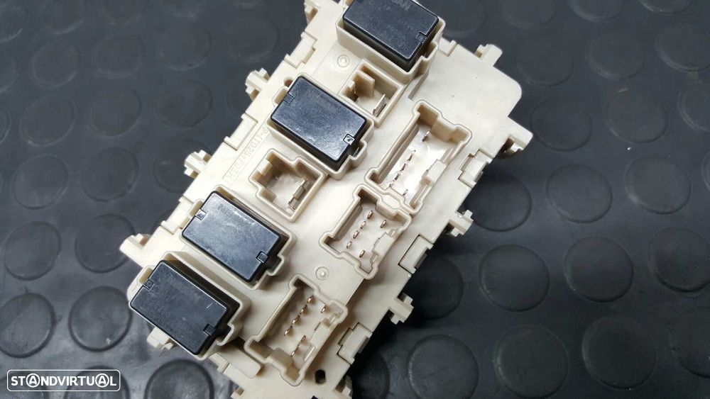 CAIXA DE RELÉS/ FUSÍVEIS NISSAN QASHQAI (J11) TEKNA - 5